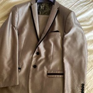 Mens Suit
